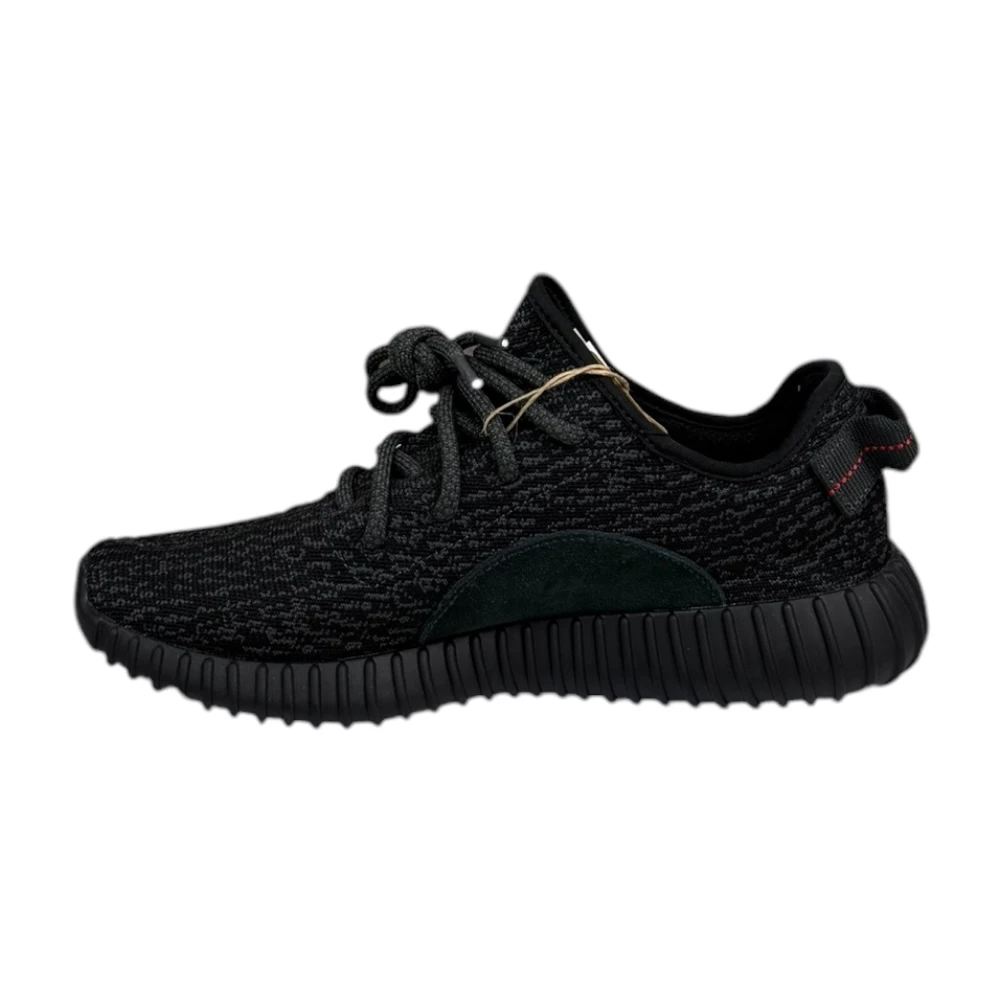 Bota Yeezy 350 Pirate Black 2023