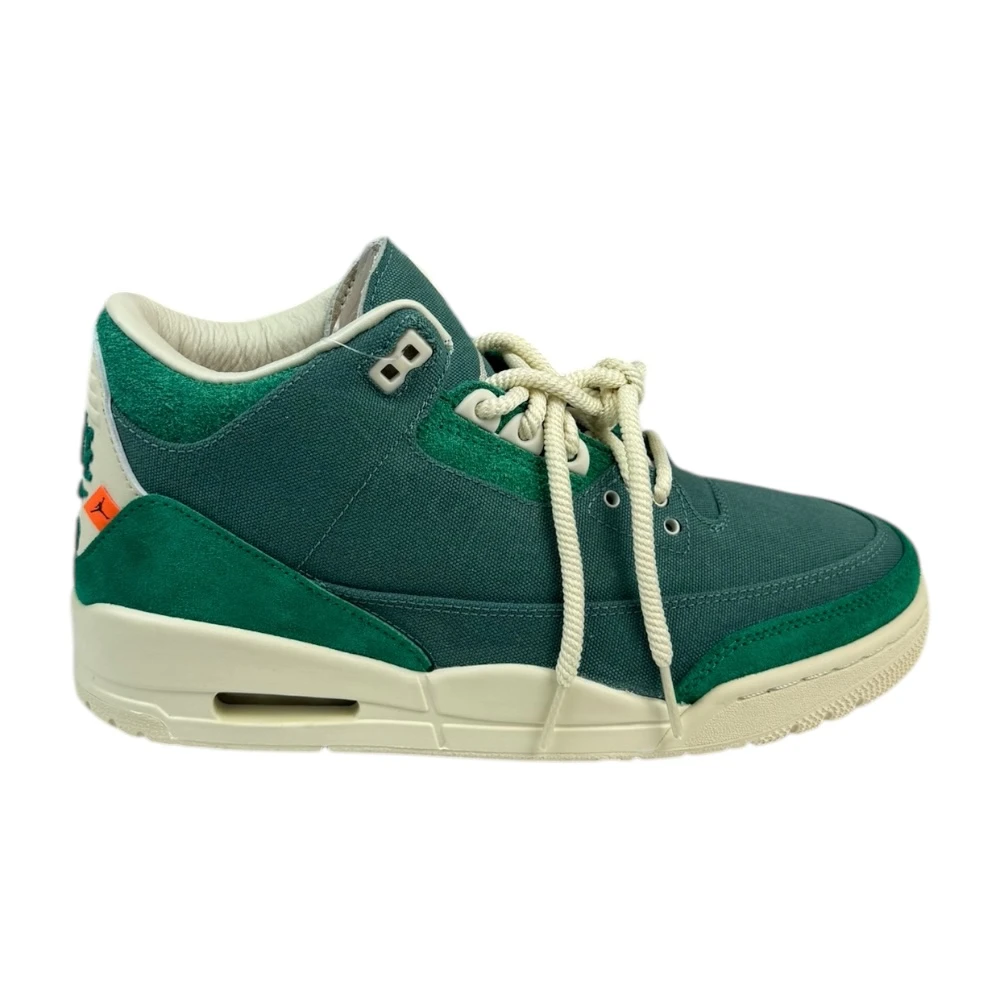 Bota Jordan 3 Retro SP Nina Chanel Abney Bicoastal