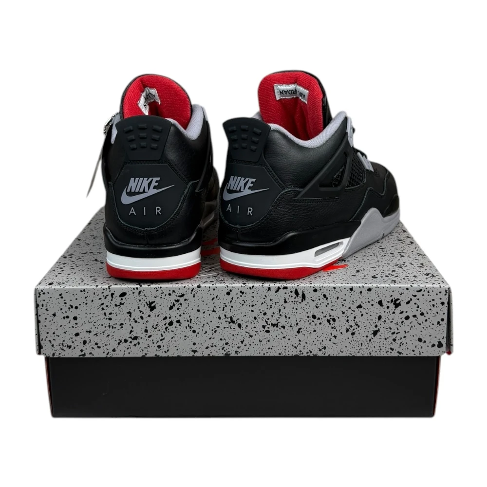 Bota Jordan 4 Bred Reimagined (gs)