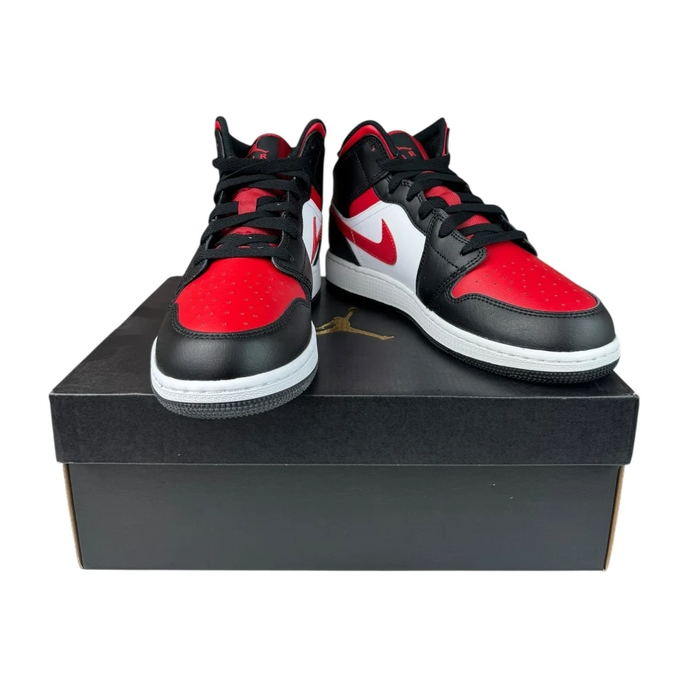 Boty Air Jordan 1 Mid Black Fire Red