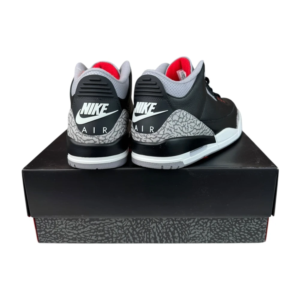 Boty Air Jordan 3 Black cement