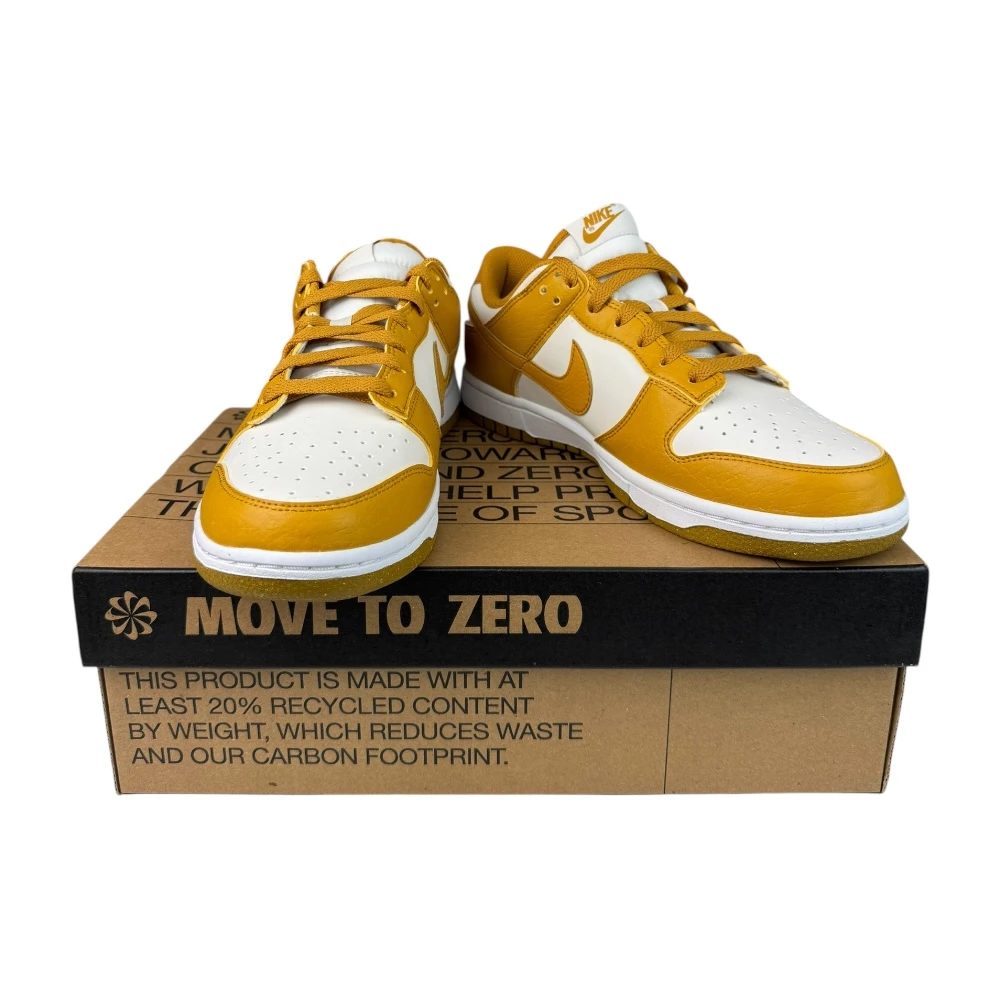 Boty Nike Dunk Low Next Nature Phantom Gold Suede (W)