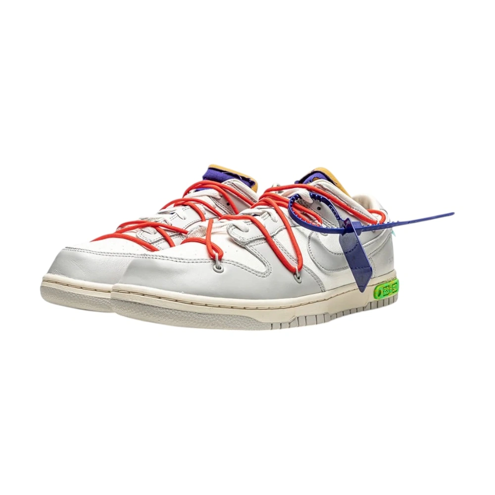 Bota Nike Dunk Low Off-White Lot 23