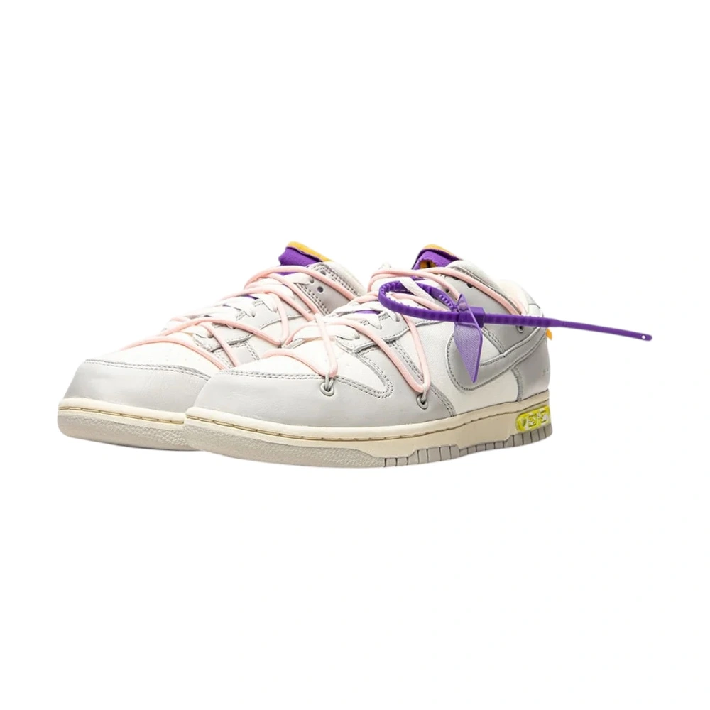 Bota Nike Dunk Low Off-White Lot 24