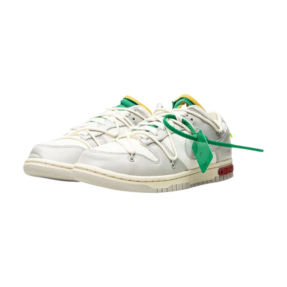 Bota Nike Dunk Low Off-White Lot 25