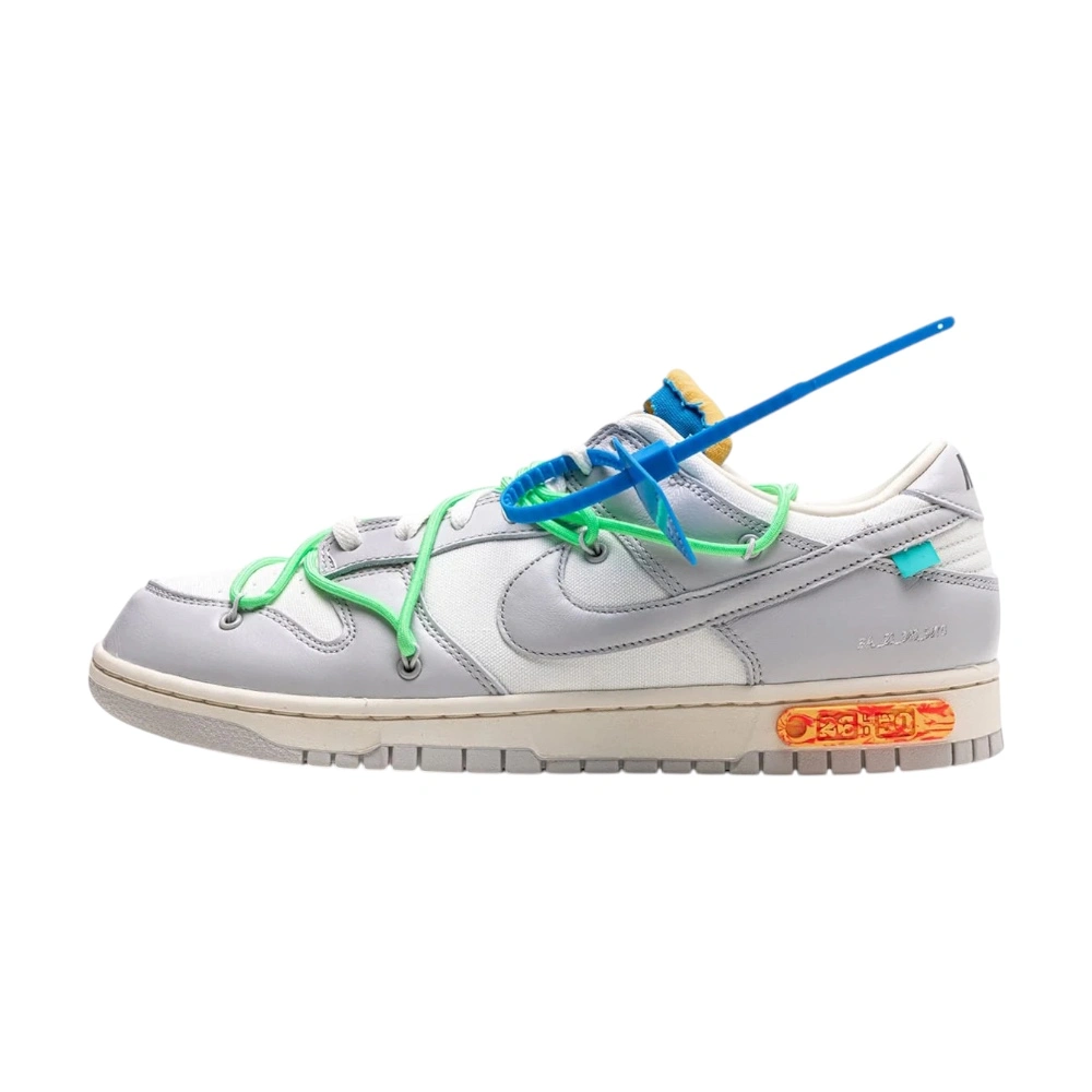 Bota Nike Dunk Low Off-White Lot 26
