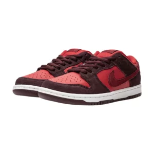 Boty Nike SB Dunk Low Cherry