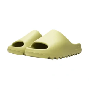 Pantofle adidas Yeezy Slide Resin (2022)