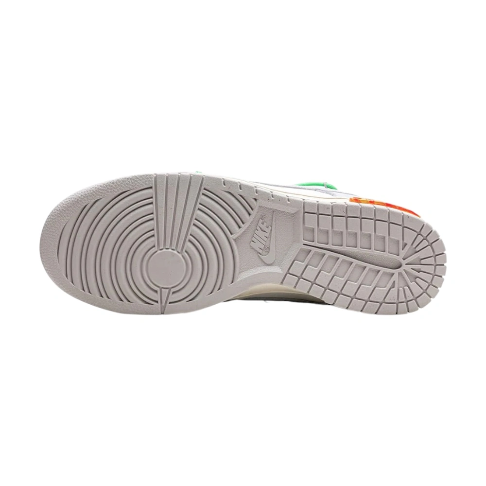 Bota Nike Dunk Low Off-White Lot 26