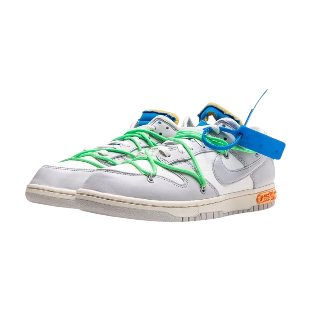 Bota Nike Dunk Low Off-White Lot 26