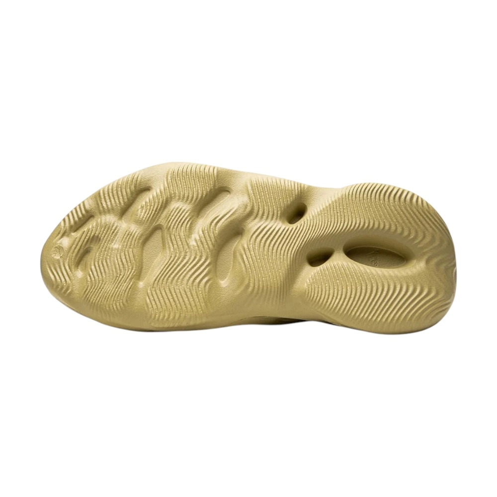 Bota Adidas Yeezy Foam RNR Sulfur