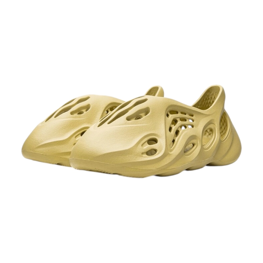 Bota Adidas Yeezy Foam RNR Sulfur