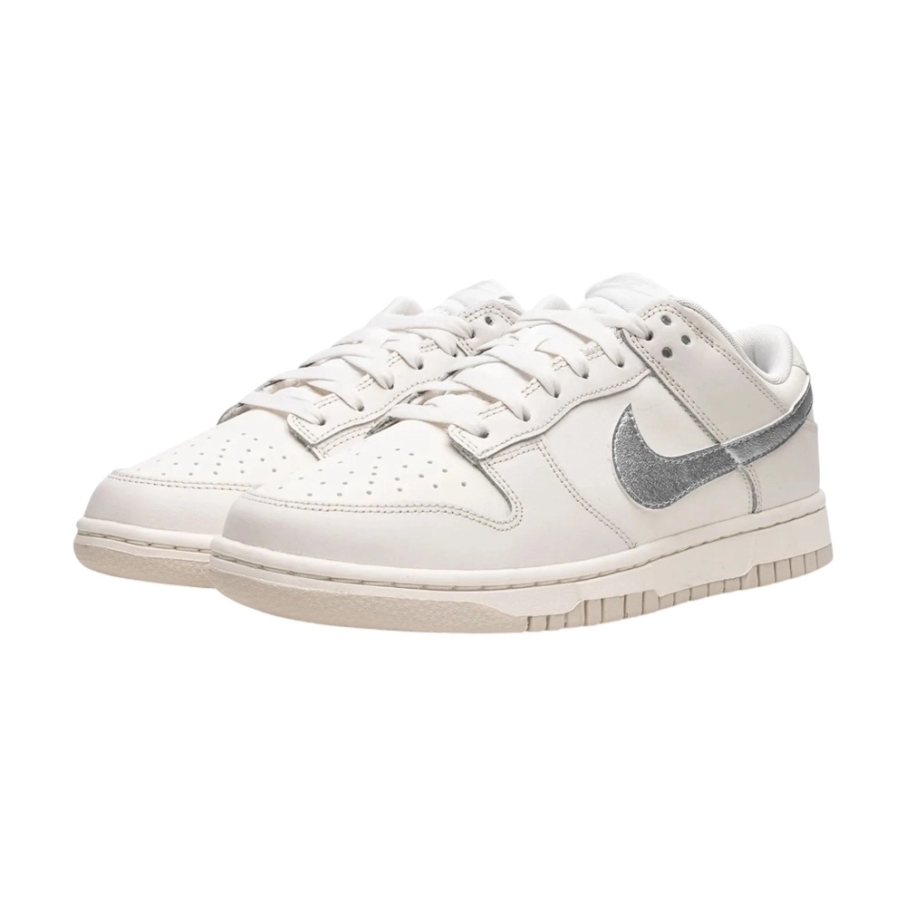 Bota Nike Dunk Low Essential Sail Oxygen Purple (Women's)