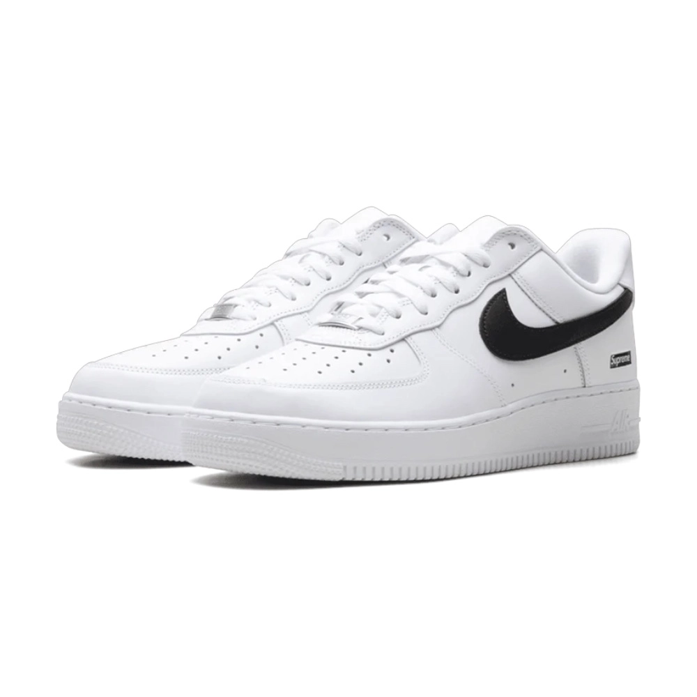 Bota Nike Air Force 1 Low Supreme White Black