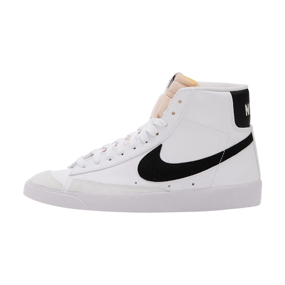 Bota Nike Blazer Mid 77 Next Nature White Black (Women's)