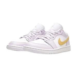 Bota Jordan 1 Low Barely Grape (Women's)
