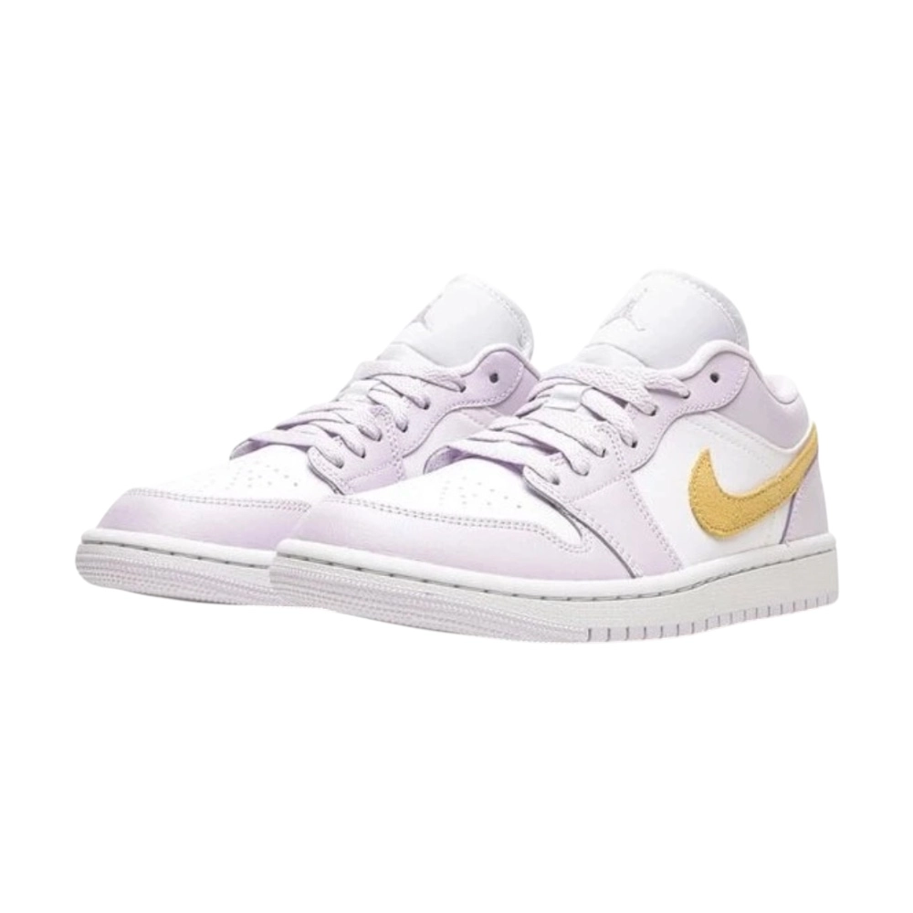Bota Jordan 1 Low Barely Grape (Women's)