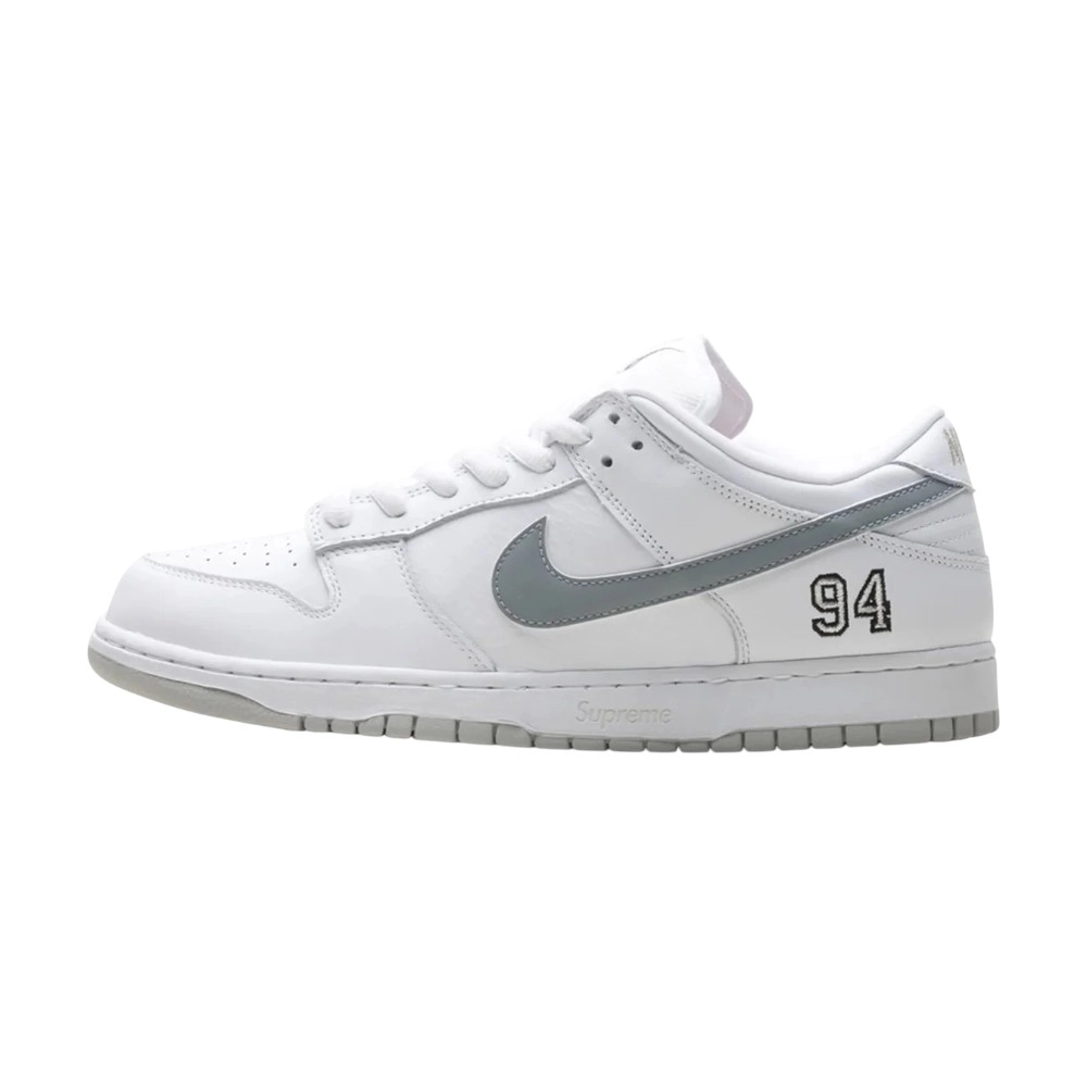 Bota Nike SB Dunk Low Supreme 94 White Metallic Silver