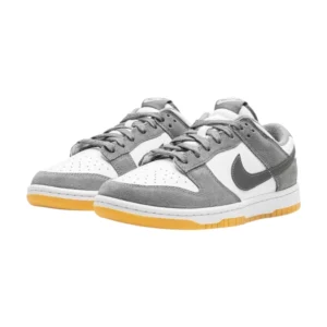 Bota Nike Dunk Low Smoke Grey Gum 3M Swoosh