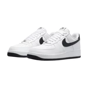 Bota Nike Air Force 1 Low '07 White Black