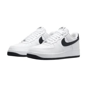 Bota Nike Air Force 1 Low '07 White Black