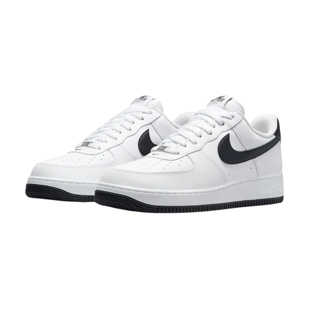 Bota Nike Air Force 1 Low '07 White Black