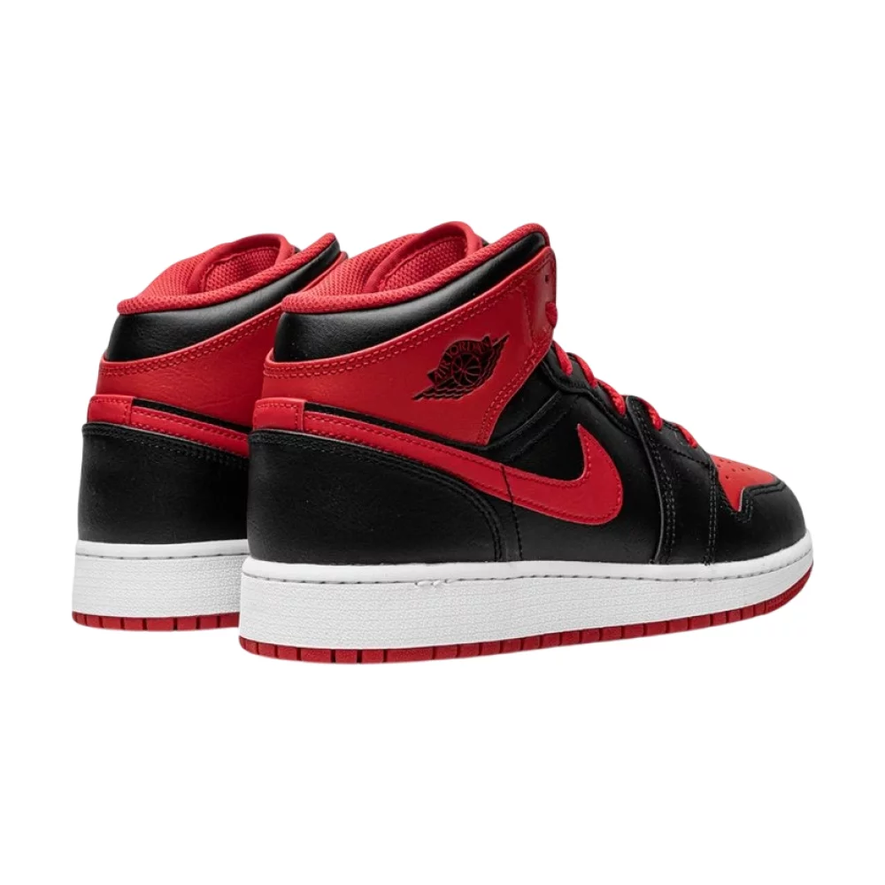 Bota Jordan 1 Mid Alternate Bred (2022) (GS)