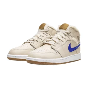Bota Jordan 1 Mid Utility Fleece Pearl White (GS)