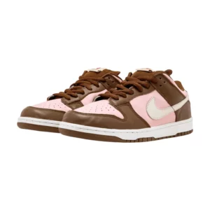 Bota Nike SB Dunk Low Stussy Cherry