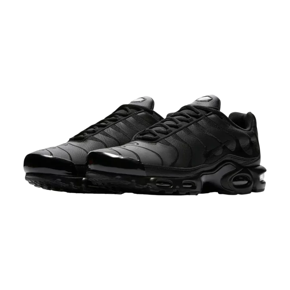 Bota Nike Air Max Plus Triple Black Leather