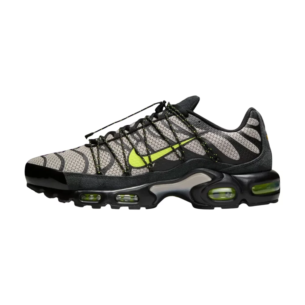 Bota Nike Air Max Plus Utility Black College Grey Volt