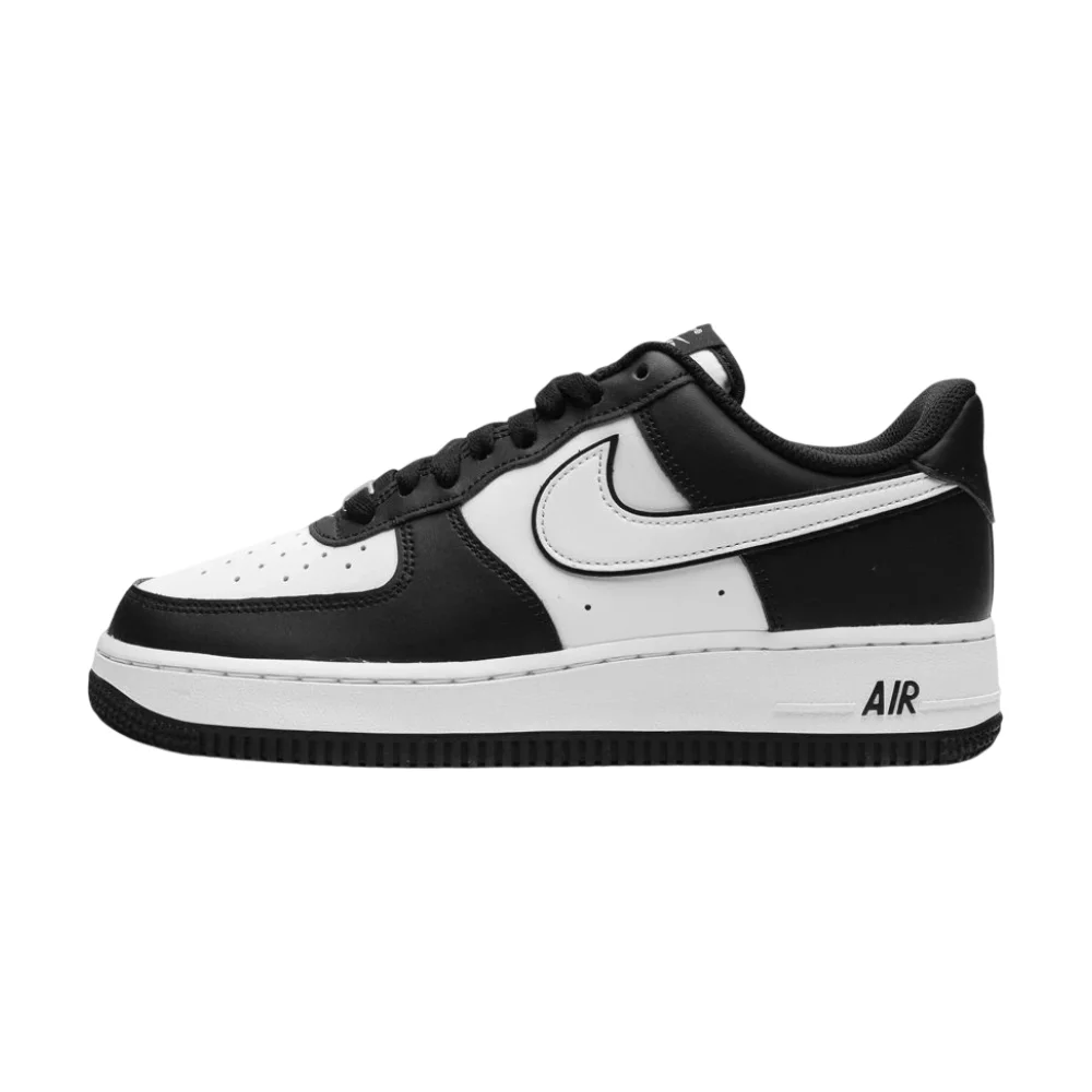 Bota Nike Air Force 1 Low '07 White Swoosh Panda