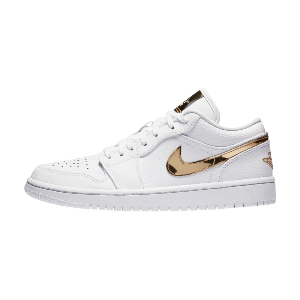 Bota Jordan 1 Low White Metallic Gold (Women's)