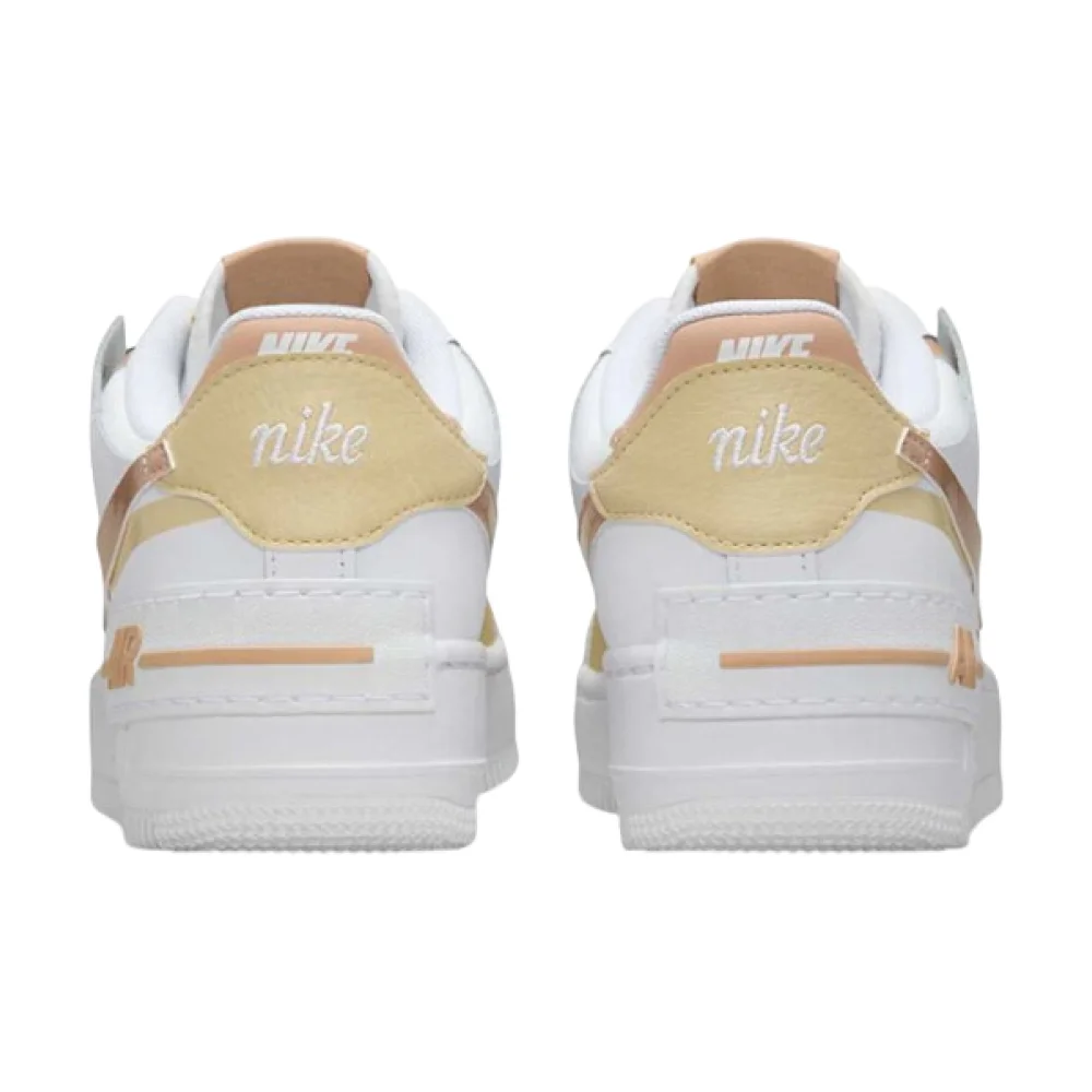 Bota Nike Air Force 1 Low Shadow White Team Gold Rattan (Women's)