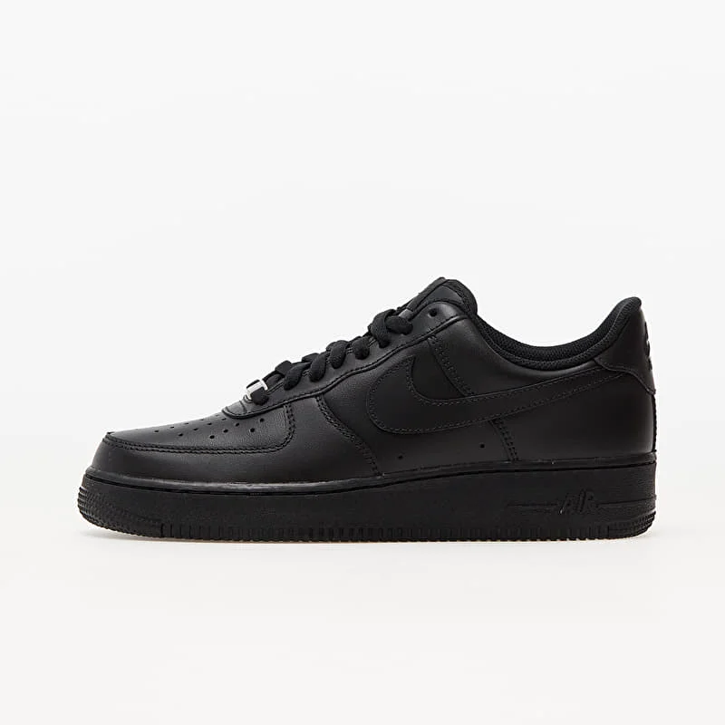 Bota Nike Air Force 1 Low '07 Black