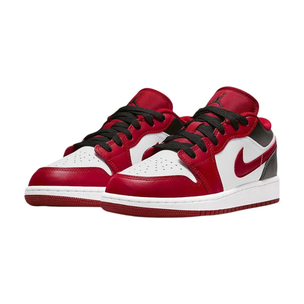 Bota Jordan 1 Low Bulls (GS)