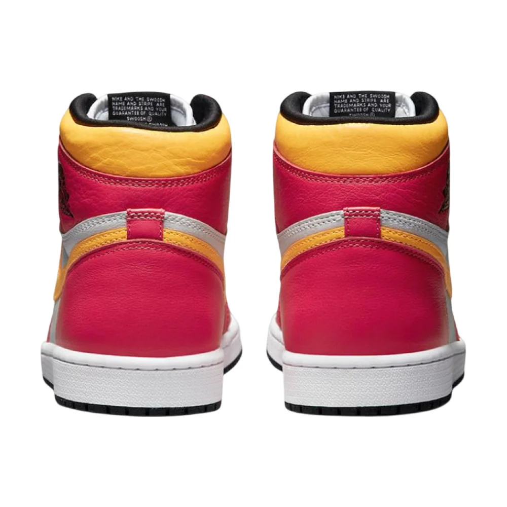 Bota Jordan 1 Retro High OG Light Fusion Red