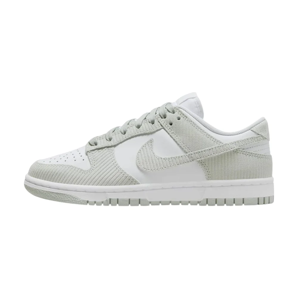 Bota Nike Dunk Low Light Silver Corduroy (Women's)