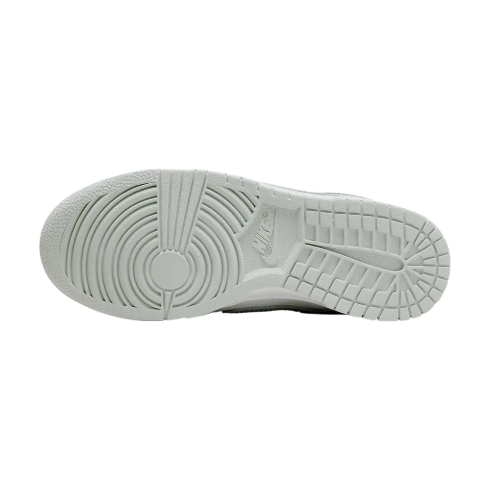 Bota Nike Dunk Low Light Silver Corduroy (Women's)