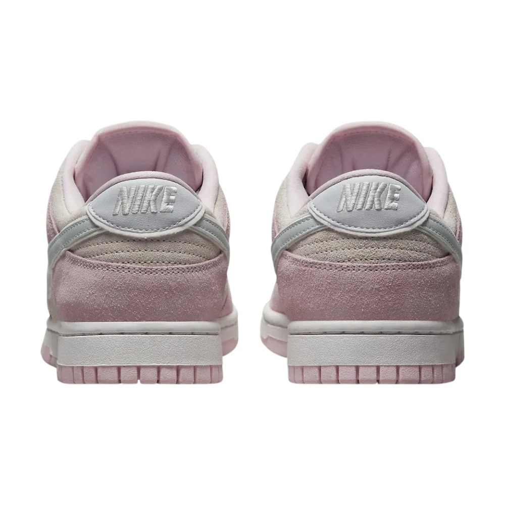 Bota Nike Dunk Low LX Pink Foam (Women's)
