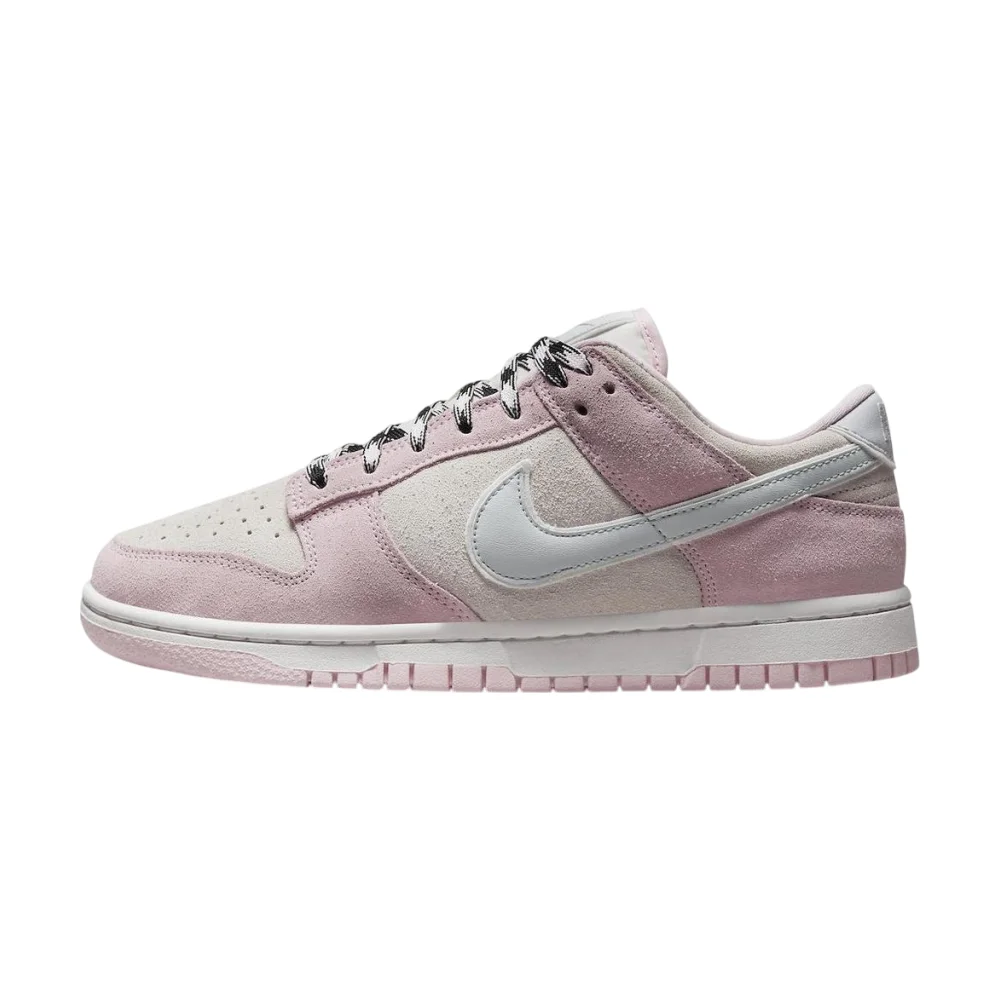 Bota Nike Dunk Low LX Pink Foam (Women's)