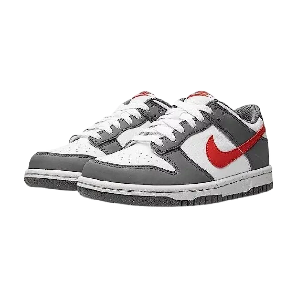 Bota Nike Dunk Low Next Nature Smoke Grey Light Crimson (GS)